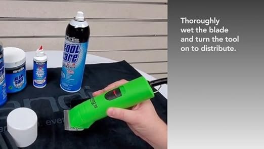 514SijF09NL.SX522.jpg Andis Professional UltraEdge Super 2-Speed Detachable Blade Dog/Pet Clipper, Rotary Motor with Shatter-Proof Housing, Runs Calm & Silent, 14-Inch Cord, for All Dog Coats & Breeds, 120 Volts, Green