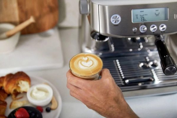 6412354cv16d_9c4819fe-fb81-40cf-bd8a-58f906bd4859-1-1.jpg Breville BES878BSS The Barista Pro Espresso Machine – Stainless Steel