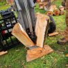 OR25TBS-1_splitting_log_vertically_2_shrunk_be886dd3-2273-43d2-922c-cae2cb0c95e8.jpg Oregon® 30-Ton 196cc Kohler SH265 Horizontal / Vertical Log Splitter (OR30TKO-1)