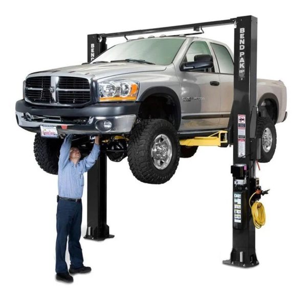 l.jpg Bendpak Dual-width, 10,000 lb capacity, Clearfloor